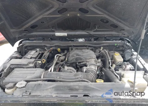 2016 Jeep Wrangler Unlimited Sport z USA, uszkodzony, nr VIN 1C4BJWDGXGL304574